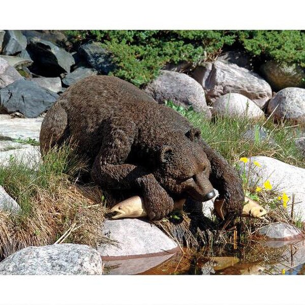 Sculpture Bear Catching Fish Realistic Statue Garden Pool Pond Fur